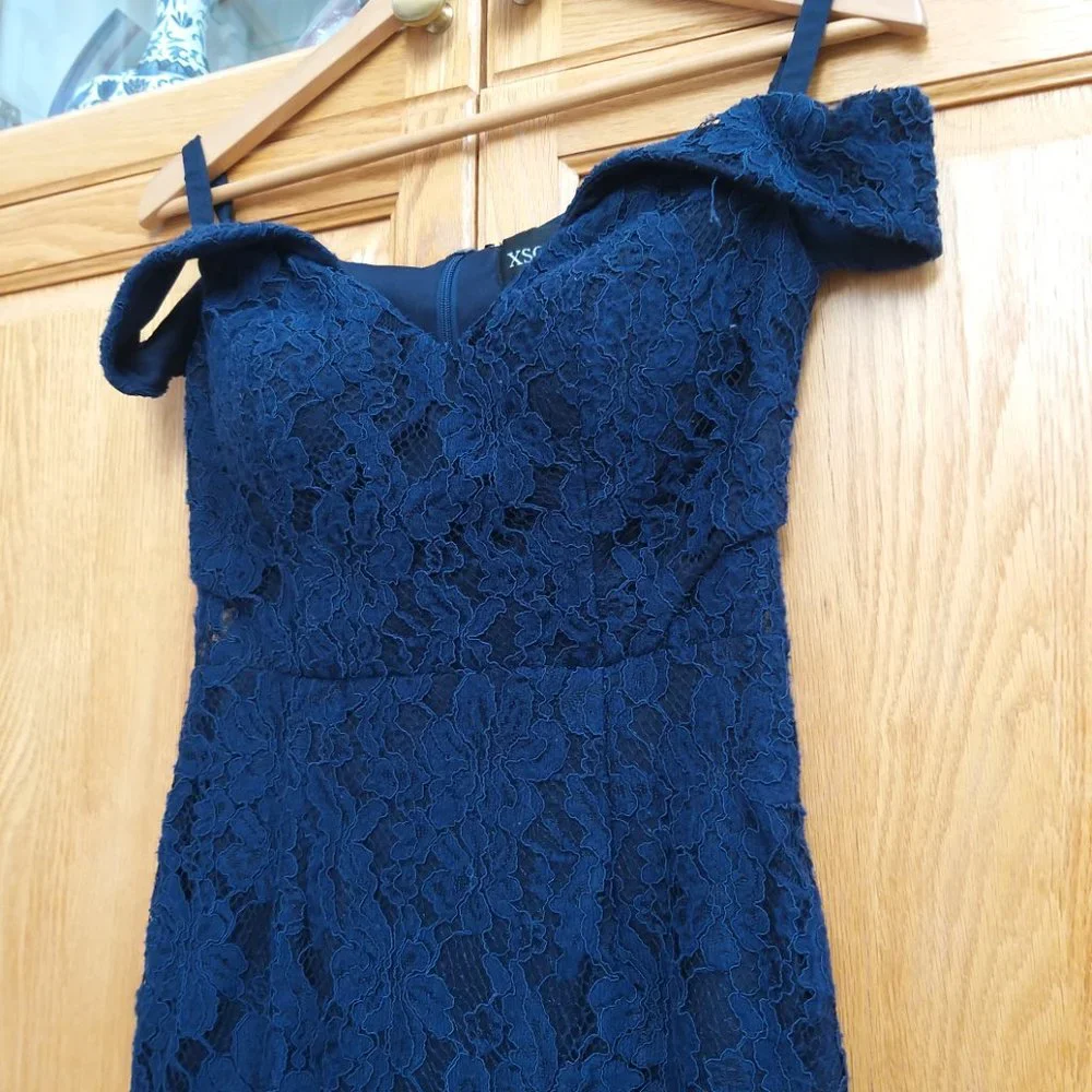 Xscape Womens Navy Lace Off-The-Shoulder Hi-Low Midi Dress Petites 2P Pre-owne - Picture 9 of 16